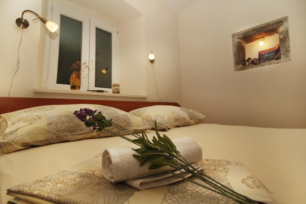 Apartments Caralipeo Makarska Ngoại thất bức ảnh